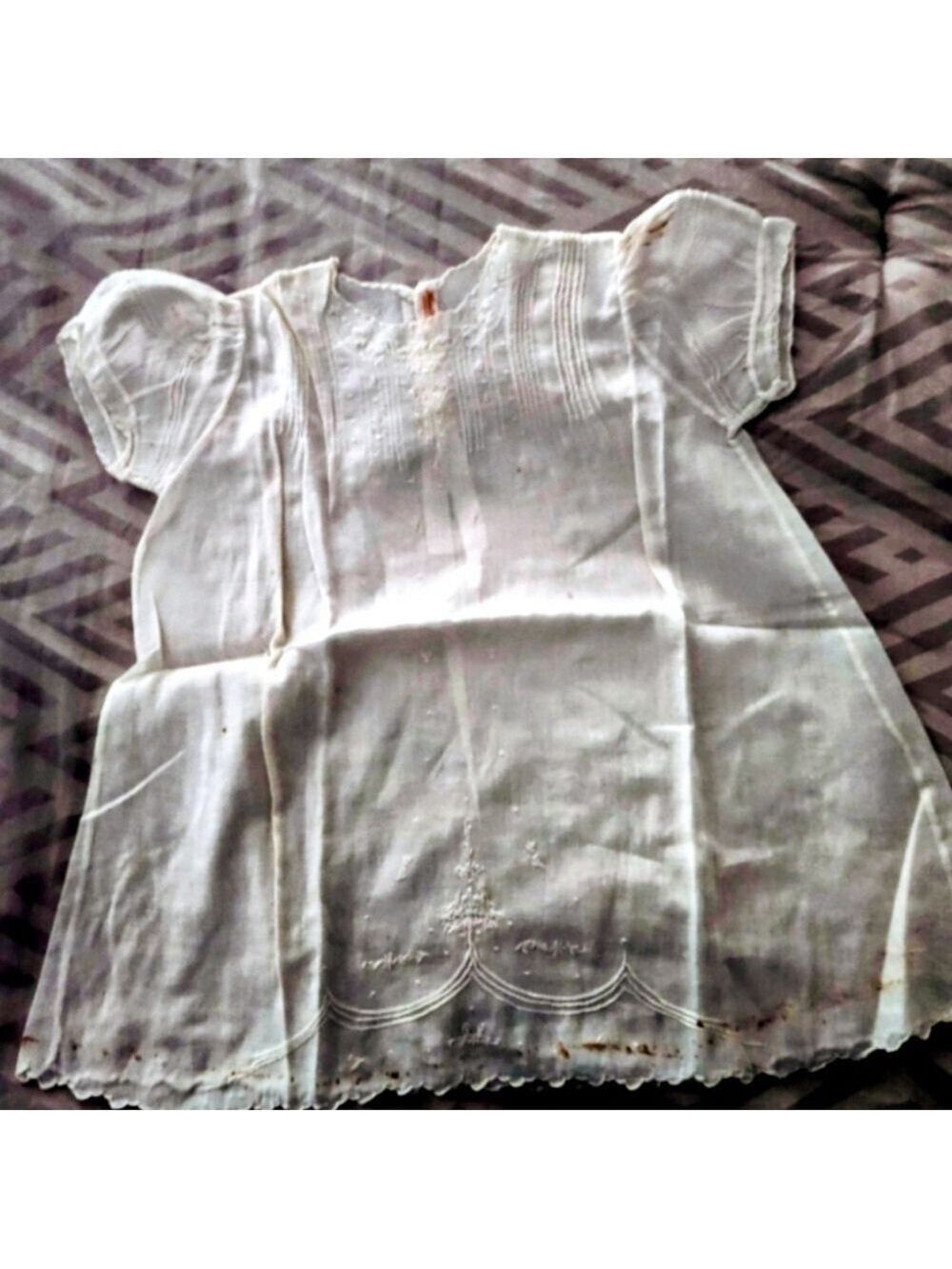 Vtg Antique infant dress is a fine example of "Handmade Imported" - Picture 4 of 13